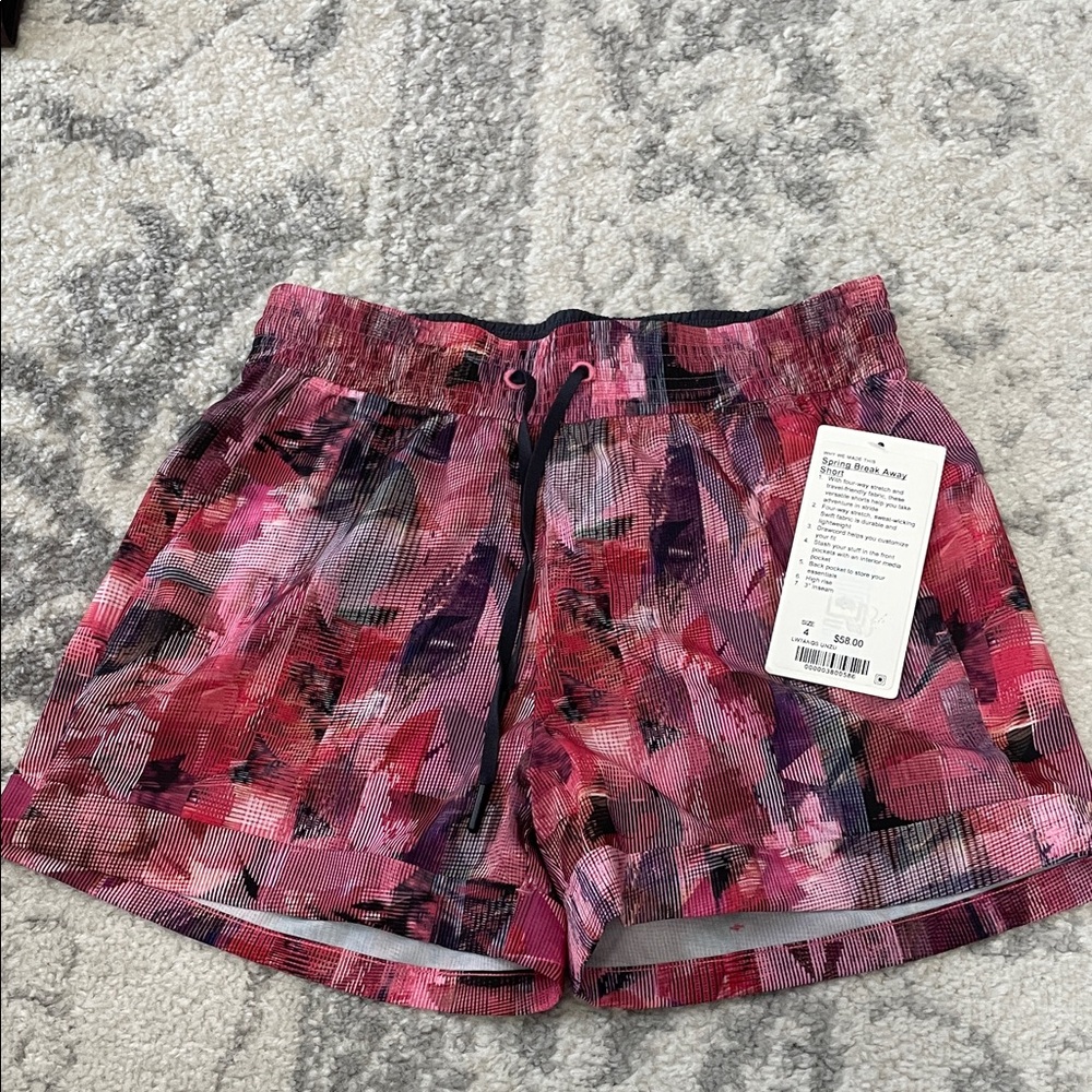 Lululemon spring break away short 3”